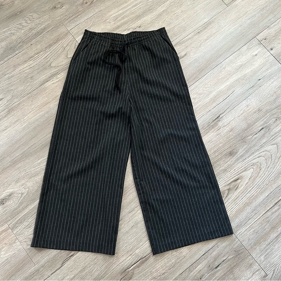 Urban Outfitters Charcoal Pinstripe Trousers - Picture 1 of 6